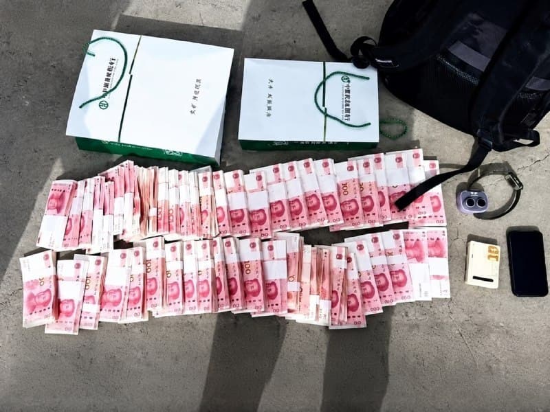 中家事|甘肃男子深陷虚假理财提现51万,警方当场抓获线下取款人员