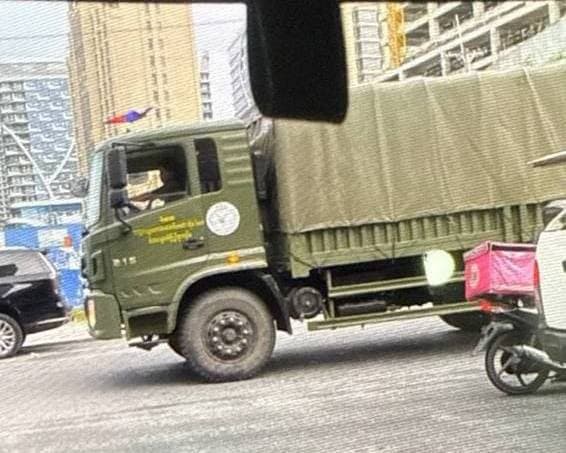Cambodia Affairs|Vehicles Being Loaded at Prince Huan Yu in Sihanoukville, Warning Issued to Roaming Freelancers