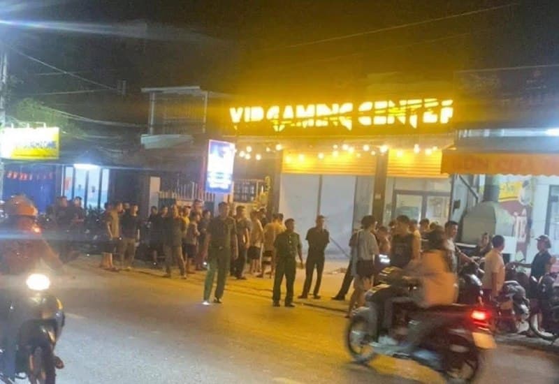 Vietnam Affairs|Da Nang Shop Surrounded by Police Over Chinese Owner's Past Case