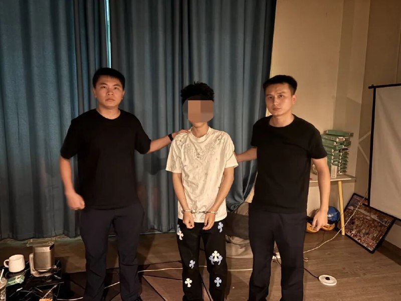 រូបភាព 2 · កម្ពុជា