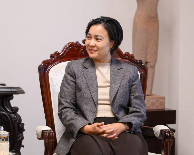 រូបភាព 2 · កម្ពុជា