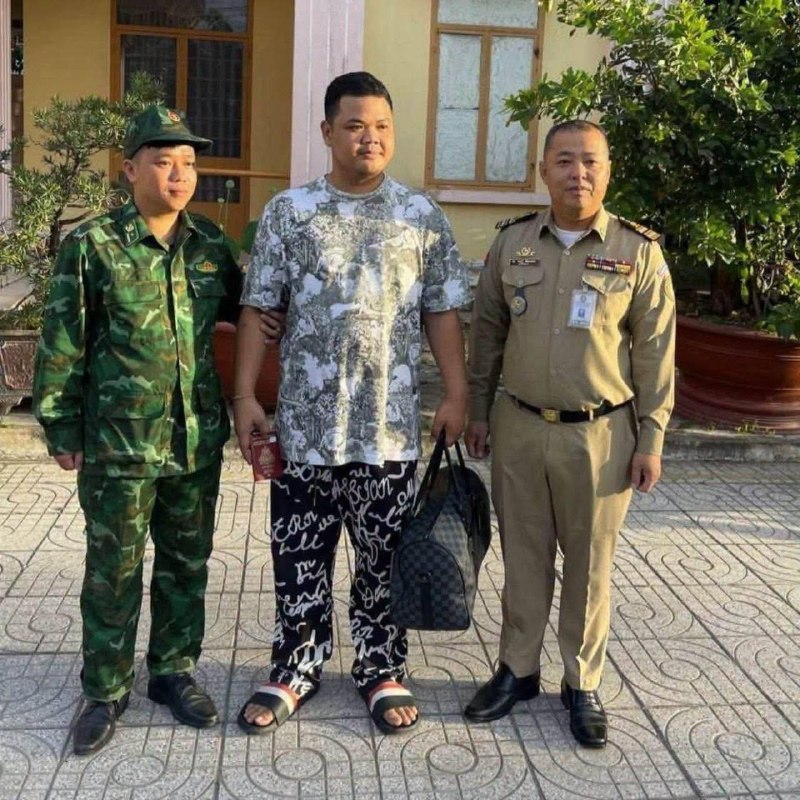 រូបភាព 2 · រាជធានីភ្នំពេញ