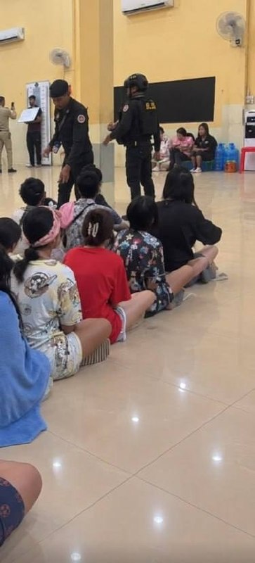 រូបភាព 2 · ថៃ