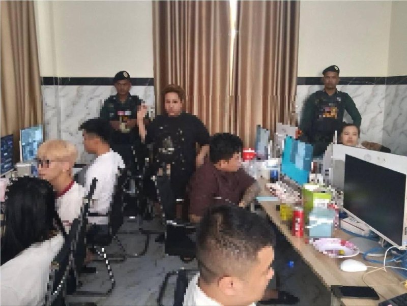 រូបភាព 4 · វៀតណាម